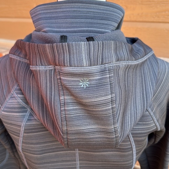 Athleta Striped Strength Hoodie Gray Zipped Jacket Women's Size Small - Picture 6 of 9